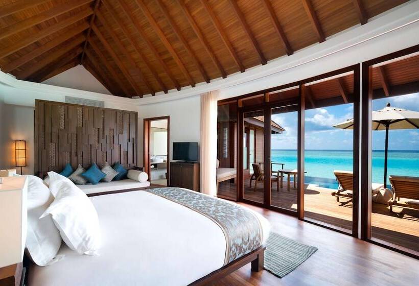 جناح مزود بحمام سباحة, Anantara Dhigu Maldives Resort