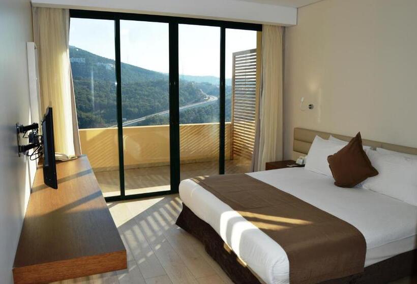 سوییت دوبلکس, Country Lodge Hotel & Resort Beirut