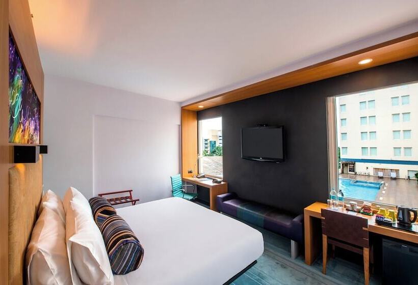 اتاق استاندارد با 2 تخت دوبل, Aloft Bengaluru Whitefield