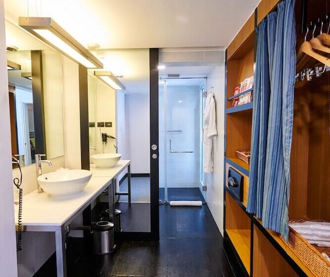 اتاق استاندارد با تخت دوبل, Aloft Bengaluru Whitefield