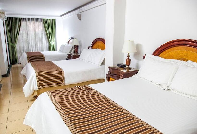スタンダードトリプルルーム, Solar Hotel Casa Laureles