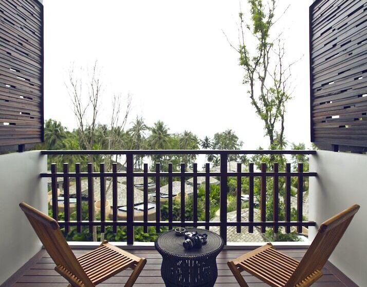 اتاق لوکس با چشم‌انداز دریا, Ajinta Resort