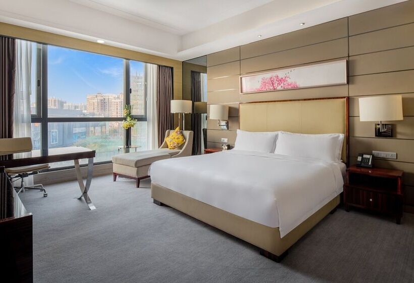 اتاق استاندارد با تخت دوبل, Crowne Plaza Shenzhen Longgang City Centre