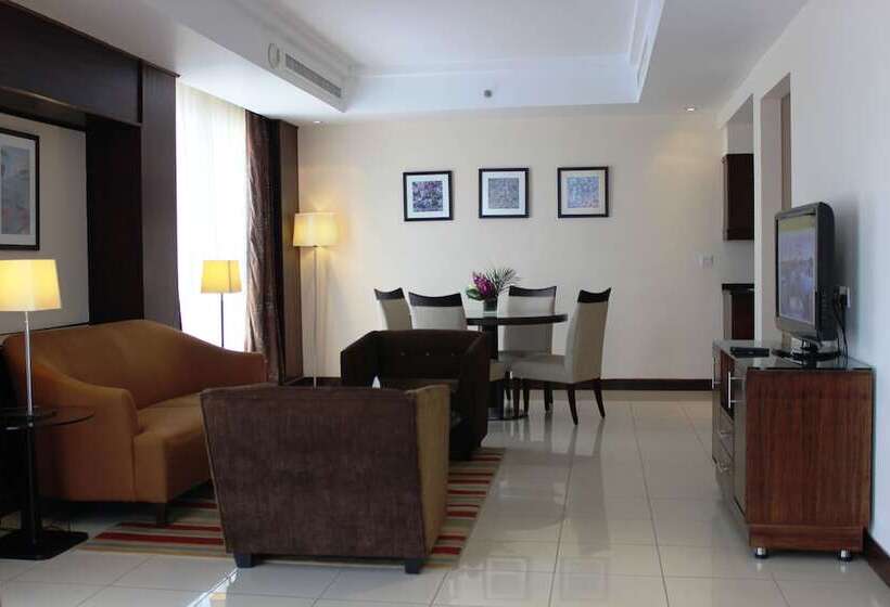 سوئیت اجرایی با تخت کینگ, Doubletree By Hilton Hotel Aqaba