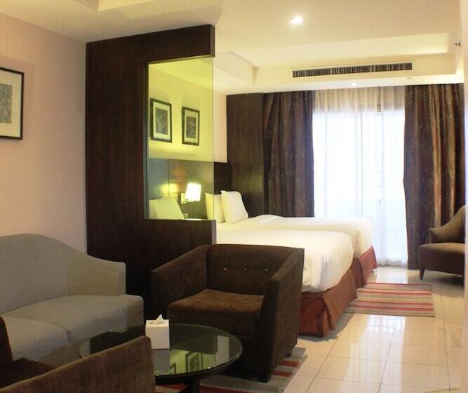 سوییت جونیور با چشم‌انداز دریا, Doubletree By Hilton Hotel Aqaba