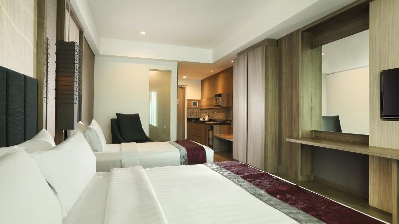 اتاق خانوادگی, Holiday Inn Bandung Pasteur, An Ihg