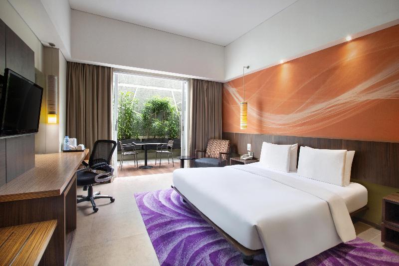 اتاق استاندارد با تخت دو نفره بزرگ, Holiday Inn Bandung Pasteur, An Ihg