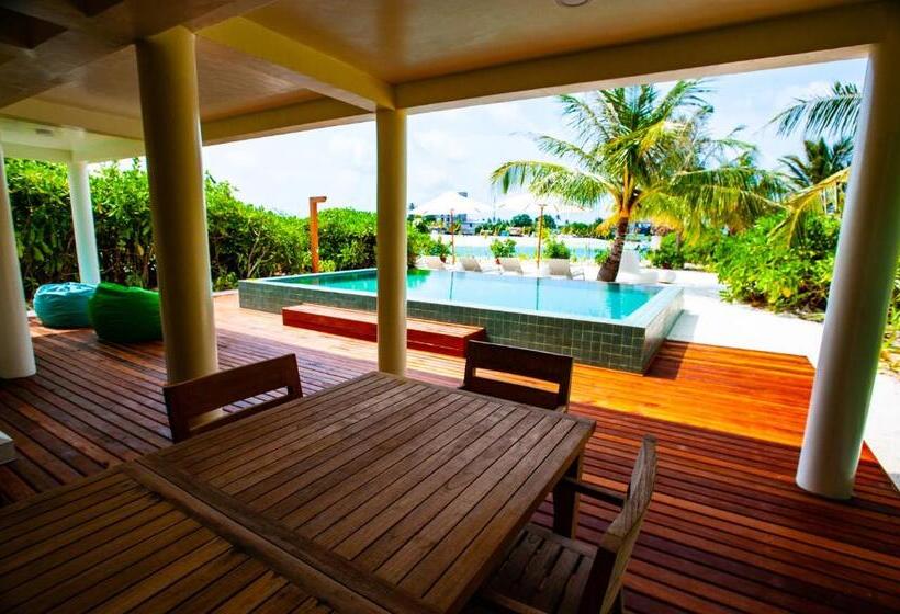 3 Bedroom Villa, Holiday Inn Resort Kandooma Maldives  Kids Stay & Eat Free