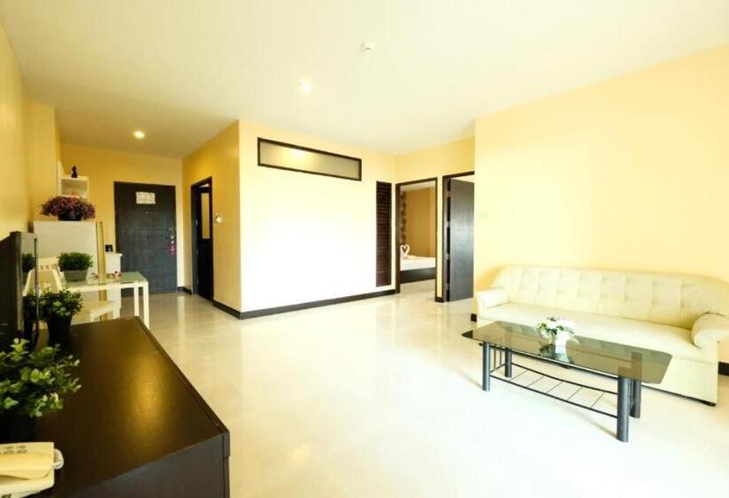 سوییت خانوادگی, Jomtien Plaza Residence