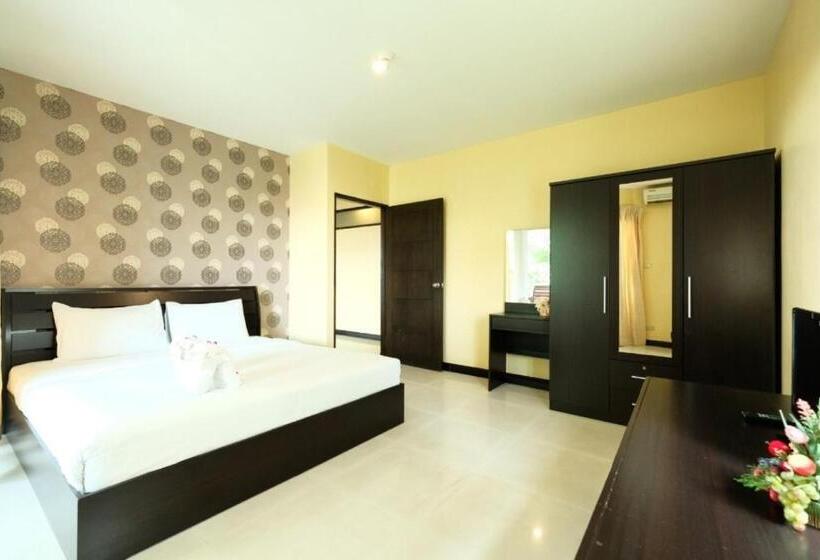 Familie Suite, Jomtien Plaza Residence