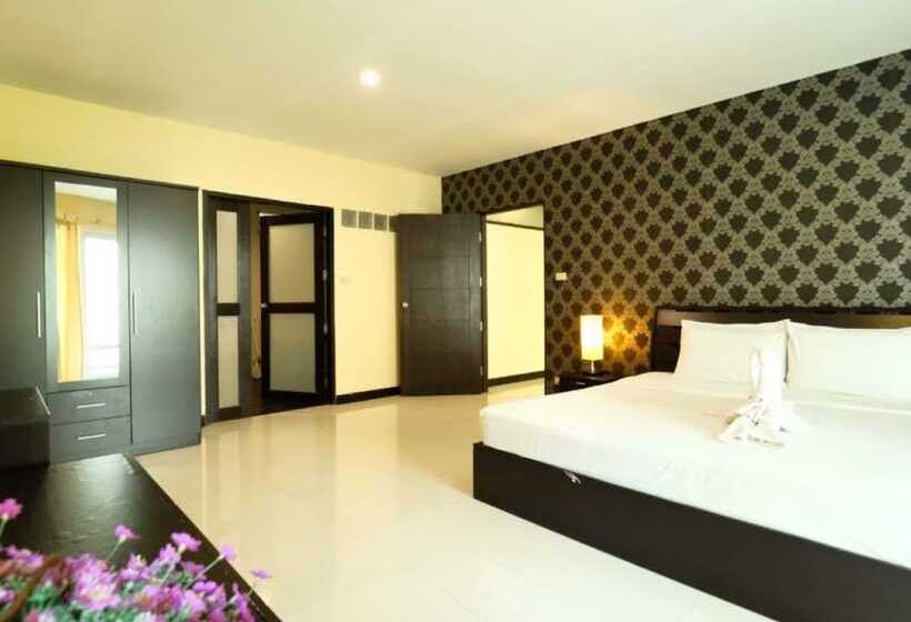 سوییت جونیور, Jomtien Plaza Residence