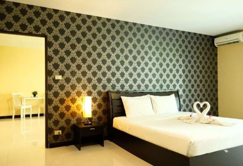 سوییت جونیور, Jomtien Plaza Residence