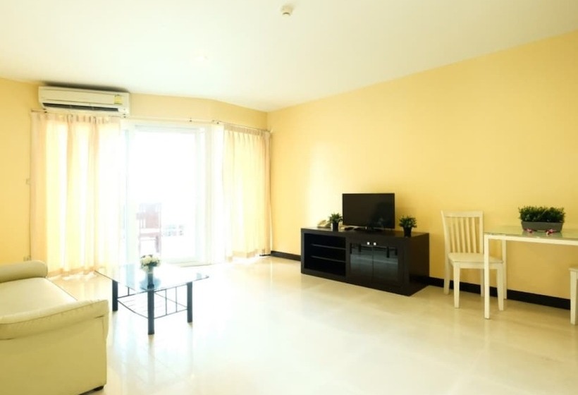 سوییت خانوادگی, Jomtien Plaza Residence