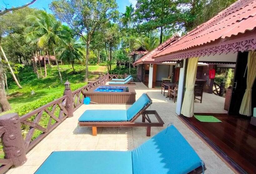 اتاق استاندارد با چشم‌انداز دریا, Koh Kood Beach Resort