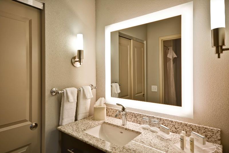 اتاق استاندارد با تخت بزرگ, La Maison