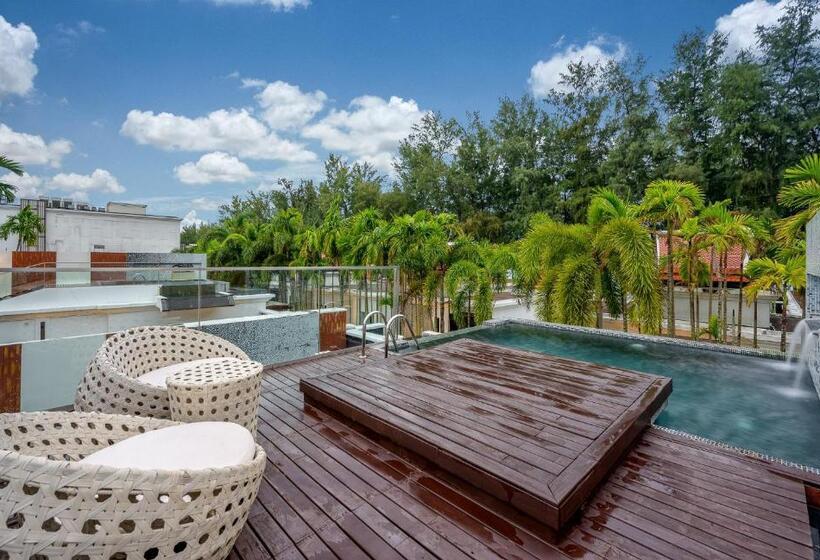 ویلای 3 خوابه با استخر, Maikhao Dream Villa Resort And Spa, Maikhao Phuket