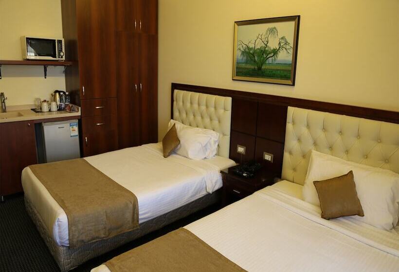 Quarto deluxe, Midtown  & Suites