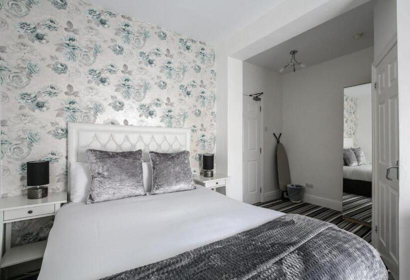 Standard Single Room, Sefton Park