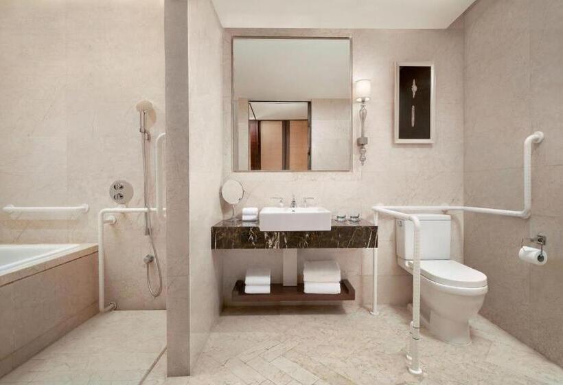 اتاق دلوکس با تخت کینگ و چشم‌انداز شهر, Sheraton Xi An North City