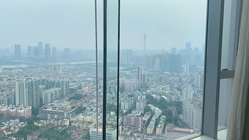 带大床的高级房间, Soluxe Hotel Guangzhou