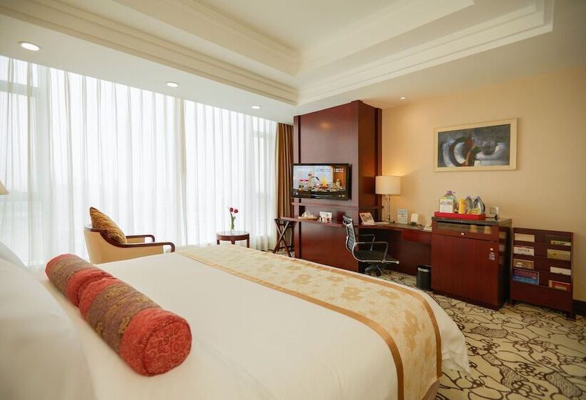 带大床的高级房间, Soluxe Hotel Guangzhou