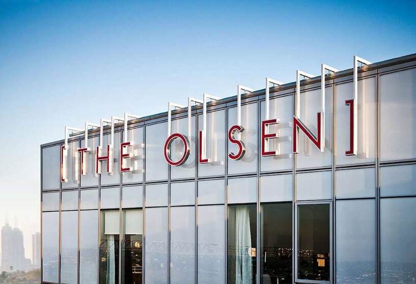 سوئیت 2 خوابه, The Olsen Melbourne  Art Series
