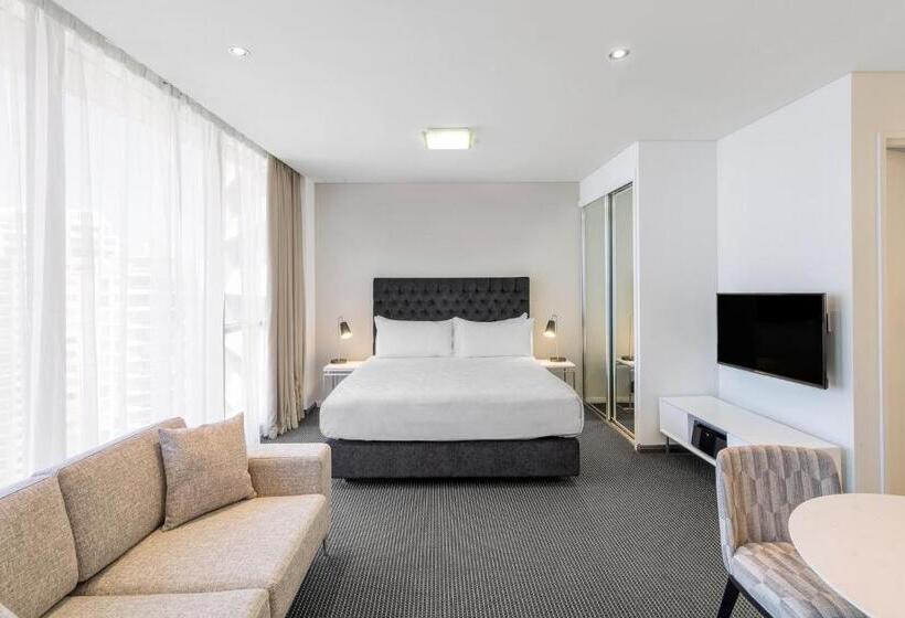 Deluxe Studio, Meriton Suites Campbell Street