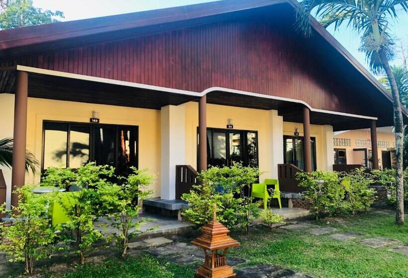 بانگلوی لوکس, Phi Phi Villa Resort Sha Extra Plus