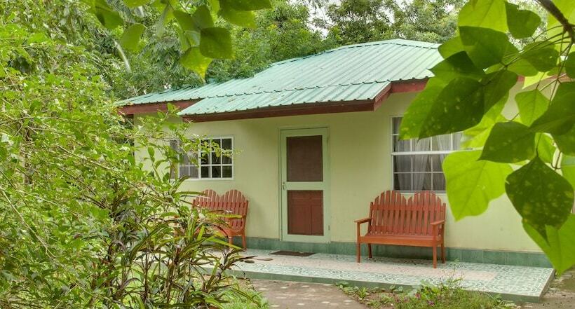 Standard Room, Midas Belize