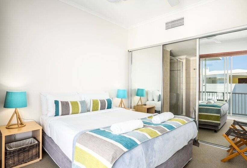آپارتمان 2 خوابه, Rolling Surf Resort
