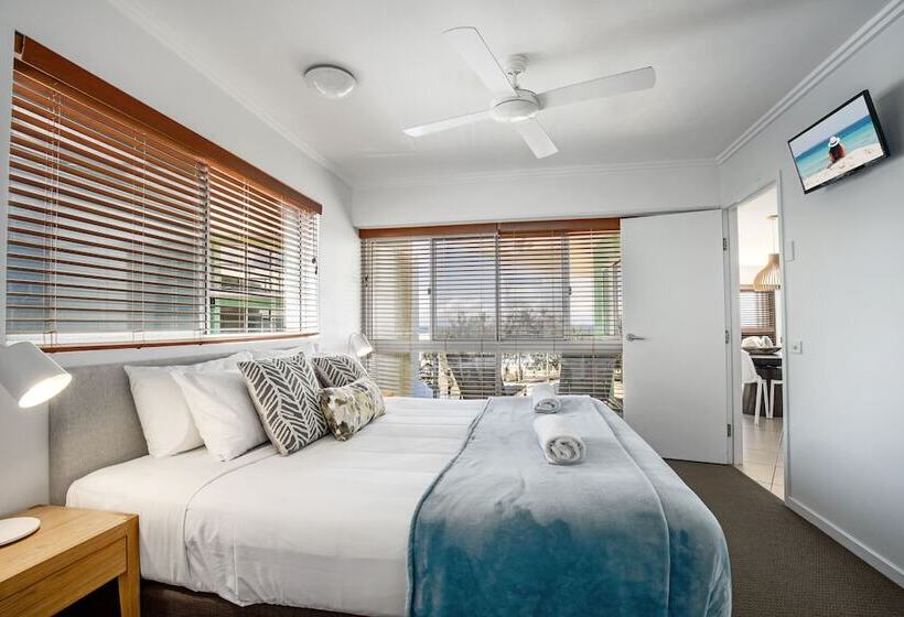 3 Schlafzimmer Apartment Meerblick, Rolling Surf Resort