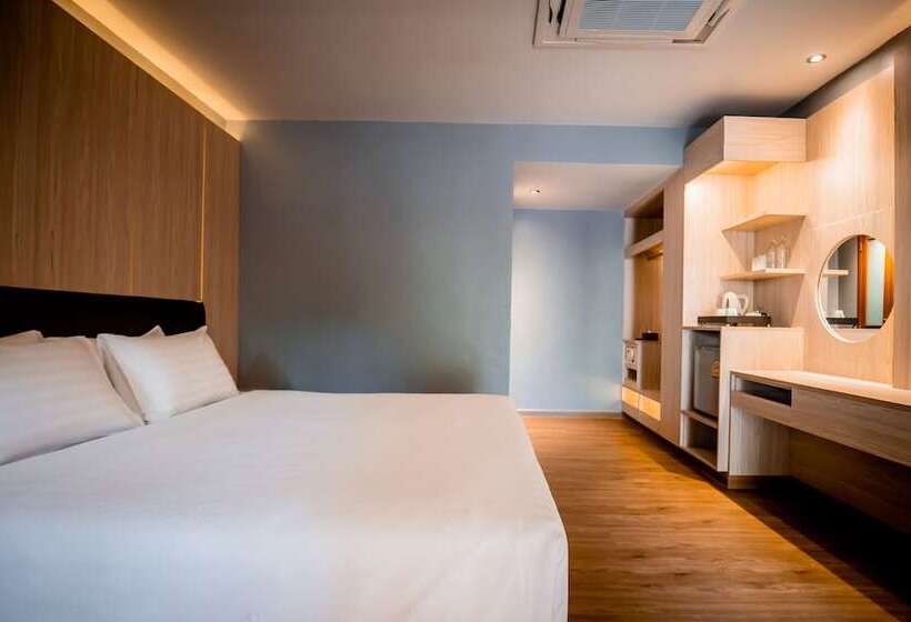 اتاق سوپریور, Thanthip Beach Resort Patong