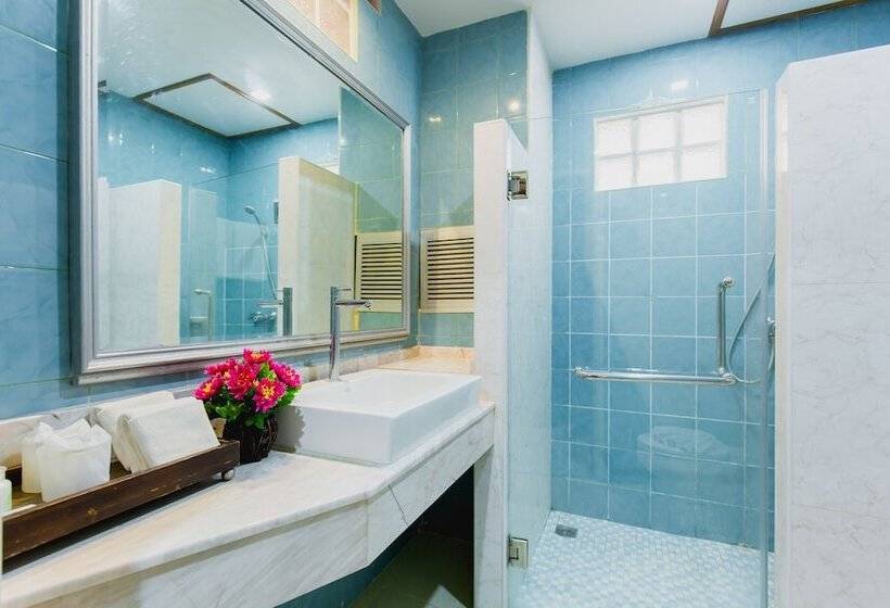 اتاق استاندارد, Thanthip Beach Resort Patong