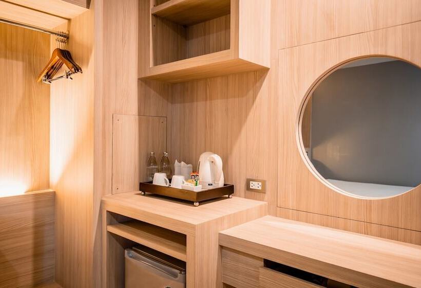 اتاق استاندارد, Thanthip Beach Resort Patong