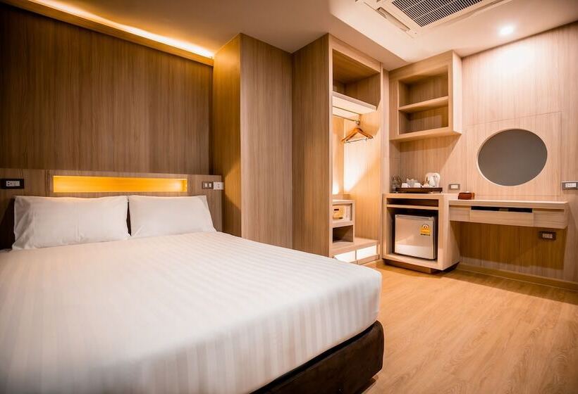 اتاق استاندارد, Thanthip Beach Resort Patong