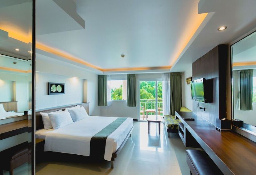 اتاق لوکس, Thanthip Beach Resort Patong