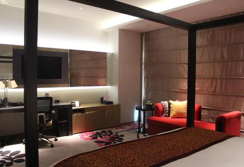 اتاق لوکس, Wongtee V Hotel