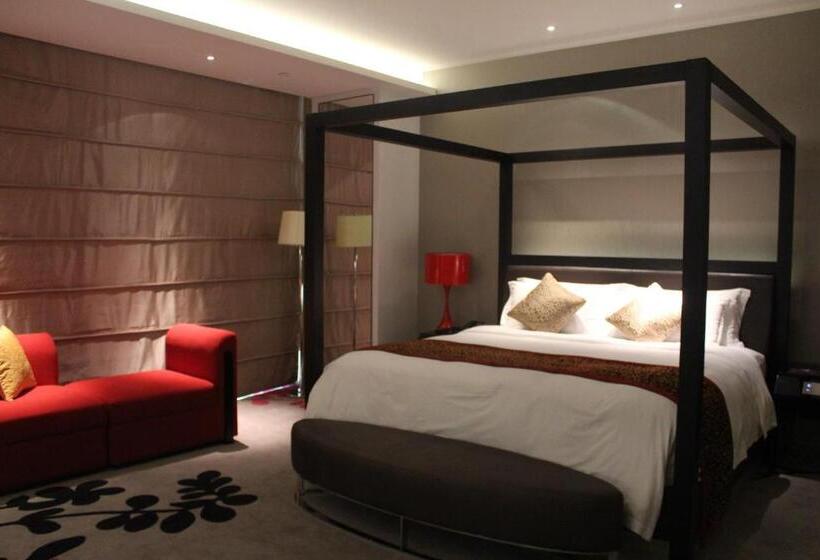 اتاق استاندارد, Wongtee V Hotel