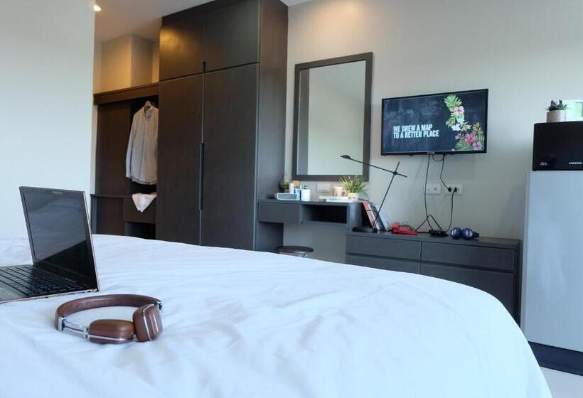 اتاق لوکس با تخت بزرگ, Trio Residence Si Racha