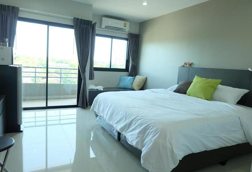 اتاق لوکس با تخت بزرگ, Trio Residence Si Racha