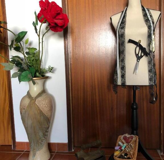 ویلای 1 خوابه, My Mother`s House