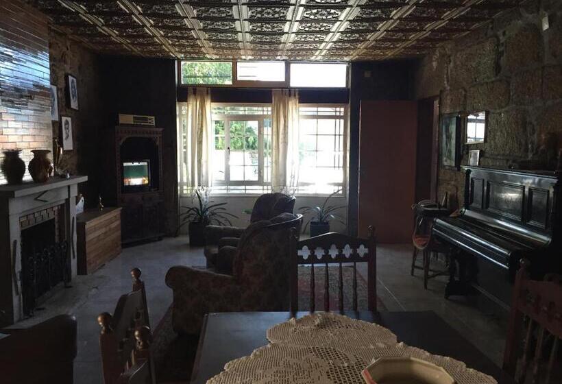 ویلای 1 خوابه, My Mother`s House