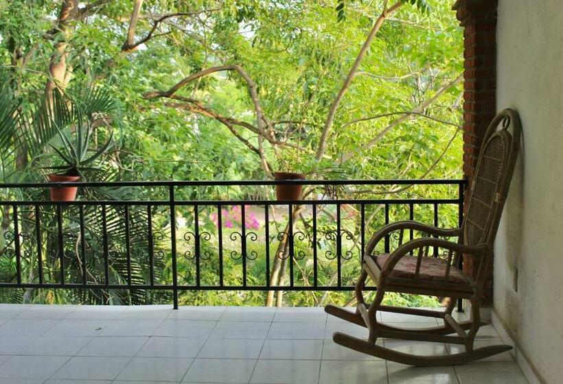اتاق استاندارد با بالکن, Villas Ema