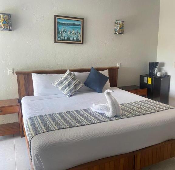 اتاق استاندارد با بالکن و چشم‌انداز دریا, Villas Ema