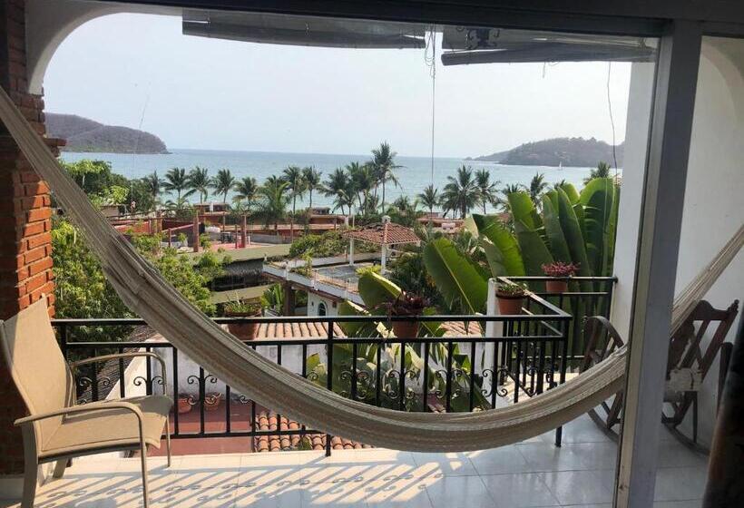 اتاق استاندارد با بالکن و چشم‌انداز دریا, Villas Ema