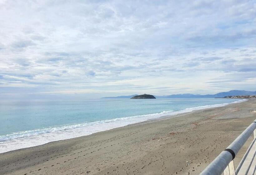 Triple Room Sea View, Il Molo Camere Per Vacanze