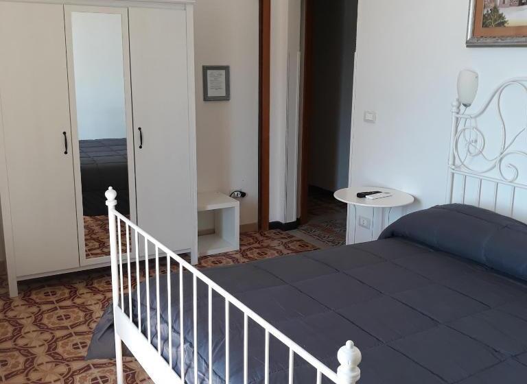 Triple Room Sea View, Il Molo Camere Per Vacanze
