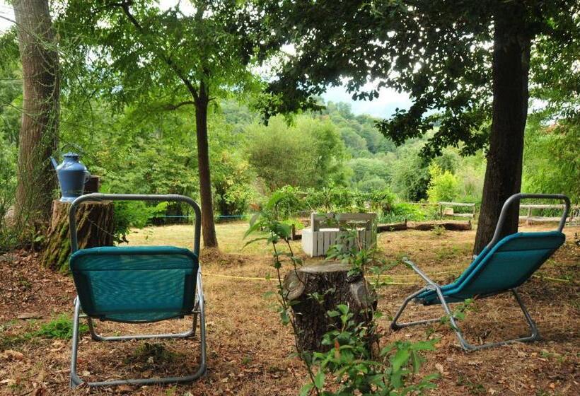 اتاق خانوادگی, Le Relais Des Fees