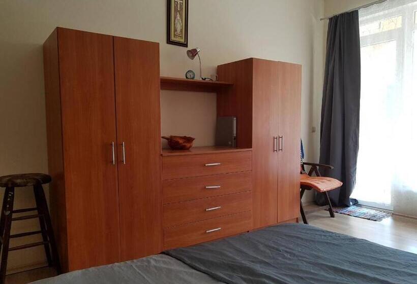 آپارتمان 1 خوابه, Privates, Schönes Und Grosses Appartement In Goldstrand