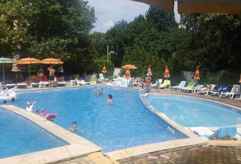 آپارتمان 1 خوابه, Privates, Schönes Und Grosses Appartement In Goldstrand